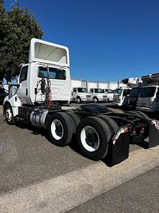 Used 2018 International LT International A26 Semi Truck for sale #790071 - photo 2