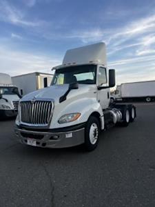Used 2018 International LT - photo 1