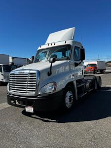 Used 2018 Freightliner Cascadia Detroit DD13 Semi Truck for sale #790938 - photo 1