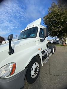 Used 2019 Freightliner Cascadia Detroit DD13 Semi Truck for sale #813625 - photo 1