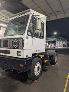 Used 2018 Capacity Sabre5 Yard Truck for sale #879670 - photo 1