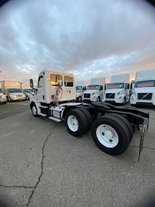 Used 2020 Freightliner Cascadia Detroit DD13 Semi Truck for sale #895905 - photo 2