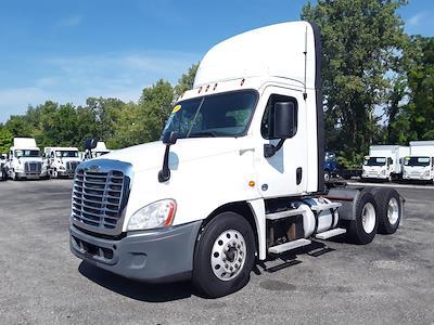 Used 2018 Freightliner Cascadia Detroit DD13 Semi Truck for sale #221527 - photo 1