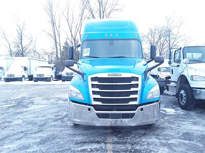 Used 2020 Freightliner Cascadia Detroit Diesel DD15 Semi Truck with Sleeper Cab for sale #250676 - photo 2