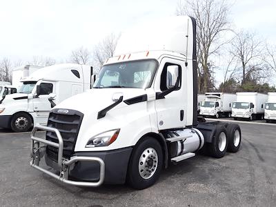 Used 2020 Freightliner Cascadia Detroit DD13 Semi Truck for sale #273972 - photo 1