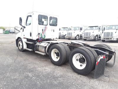 Used 2021 Freightliner Cascadia Detroit DD13 Semi Truck for sale #295980 - photo 2