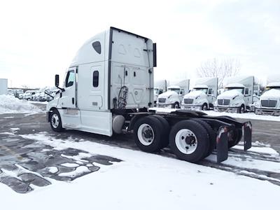 Used 2021 Freightliner Cascadia - photo 1