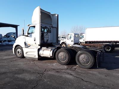 Used 2022 International LT - photo 1