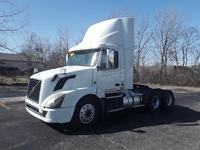 Used 2017 Volvo VNL 6x4 Semi Truck for sale #672299 - photo 1