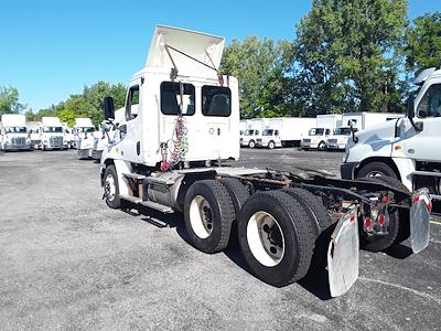 Used 2018 Freightliner Cascadia Detroit DD13 Semi Truck for sale #685229 - photo 2