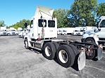 Used 2018 Freightliner Cascadia Detroit DD13 Semi Truck for sale #685229 - photo 2