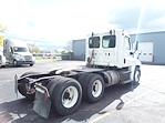 Used 2018 Freightliner Cascadia Detroit DD13 Semi Truck for sale #746727 - photo 5