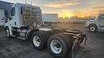 Used 2018 Freightliner Cascadia Detroit DD13 Semi Truck for sale #752929 - photo 2