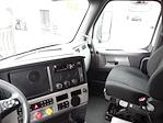 Used 2019 Freightliner Cascadia Detroit Diesel DD15 Semi Truck with Sleeper Cab for sale #822669 - photo 7