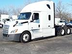 Used 2019 Freightliner Cascadia Detroit Diesel DD15 Semi Truck with Sleeper Cab for sale #825202 - photo 1