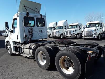 Used 2019 Freightliner Cascadia Cummins X15 Semi Truck for sale #867105 - photo 2