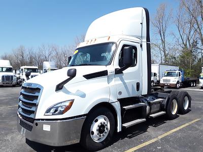Used 2020 Freightliner Cascadia Detroit Diesel DD15 Semi Truck for sale #876257 - photo 1