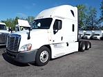 Used 2020 Freightliner Cascadia Detroit Diesel DD15 Semi Truck with Sleeper Cab for sale #880373 - photo 1