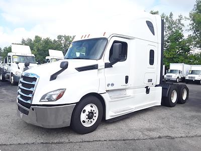 Used 2020 Freightliner Cascadia Detroit Diesel DD15 Semi Truck with Sleeper Cab for sale #899164 - photo 1