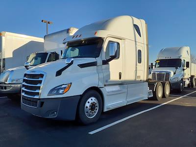 Used 2020 Freightliner Cascadia Detroit Diesel DD15 Semi Truck with Sleeper Cab for sale #242655 - photo 1