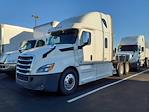 Used 2020 Freightliner Cascadia Detroit Diesel DD15 Semi Truck with Sleeper Cab for sale #242655 - photo 1