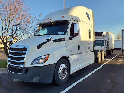 Used 2020 Freightliner Cascadia Detroit Diesel DD15 Semi Truck with Sleeper Cab for sale #242657 - photo 1