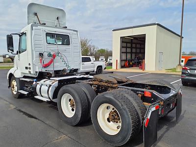 Used 2019 Volvo VNL Volvo D13 Semi Truck for sale #266702 - photo 2