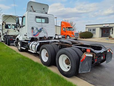 Used 2019 Volvo VNL Volvo D13 Semi Truck for sale #266731 - photo 2