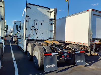 Used 2020 Freightliner Cascadia Detroit Diesel DD15 Semi Truck with Sleeper Cab for sale #283685 - photo 2