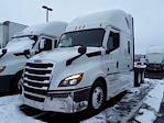 Used 2022 Freightliner Cascadia Cummins X15 Semi Truck with Sleeper Cab for sale #519932 - photo 1