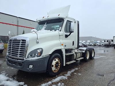 Used 2018 Freightliner Cascadia Detroit Diesel DD15 Semi Truck for sale #681463 - photo 1