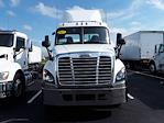 Used 2019 Freightliner Cascadia Detroit DD13 Semi Truck for sale #793627 - photo 3
