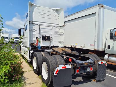 Used 2019 Volvo VNL Volvo D13 Semi Truck for sale #803711 - photo 2