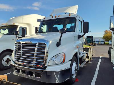 Used 2019 Freightliner Cascadia Detroit DD13 Semi Truck for sale #813611 - photo 1