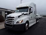 Used 2019 Freightliner Cascadia Detroit Diesel DD15 Semi Truck with Sleeper Cab for sale #864452 - photo 1