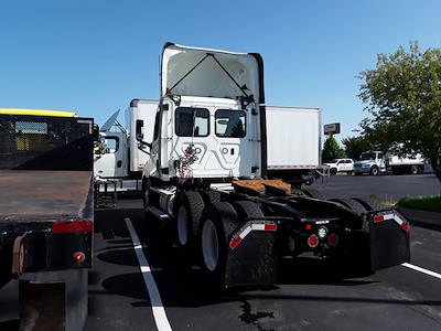 Used 2019 Freightliner Cascadia Detroit DD13 Semi Truck for sale #877695 - photo 2