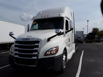 Used 2020 Freightliner Cascadia Detroit Diesel DD15 Semi Truck with Sleeper Cab for sale #879299 - photo 1