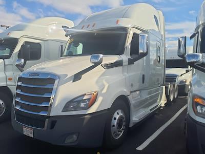 Used 2020 Freightliner Cascadia Detroit Diesel DD15 Semi Truck with Sleeper Cab for sale #879301 - photo 1