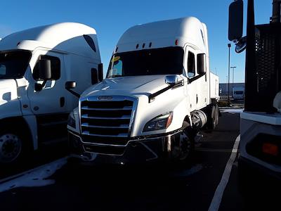 Used 2020 Freightliner Cascadia Detroit Diesel DD15 Semi Truck with Sleeper Cab for sale #880711 - photo 1