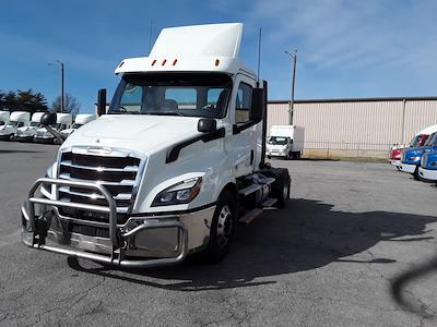 Used 2020 Freightliner Cascadia - photo 1