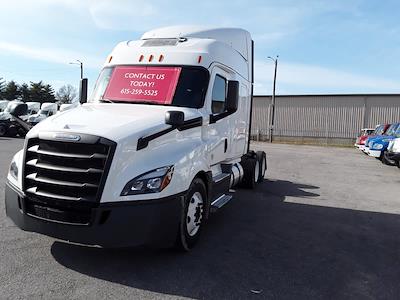 Used 2019 Freightliner Cascadia Detroit Diesel DD15 Semi Truck with Sleeper Cab for sale #597054 - photo 1