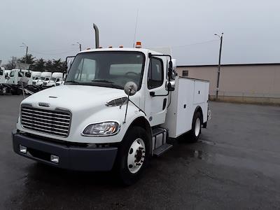 Used 2017 Freightliner M2 106 Conventional Cab Cab Chassis for sale #658339 - photo 1