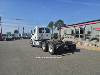 Used 2020 Freightliner Cascadia Detroit Diesel DD15 Semi Truck for sale #290545 - photo 2