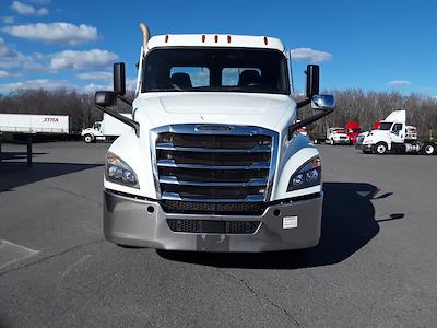 Used 2021 Freightliner Cascadia Detroit DD13 Semi Truck for sale #298347 - photo 2