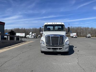 Used 2016 Freightliner Cascadia - photo 1