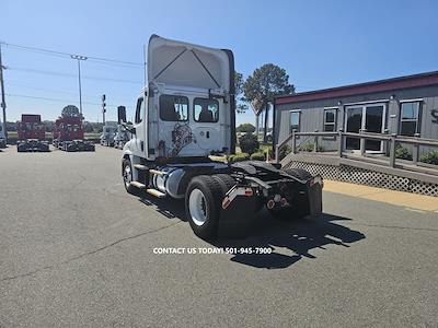 Used 2018 Freightliner Cascadia Detroit DD13 Semi Truck for sale #752135 - photo 2