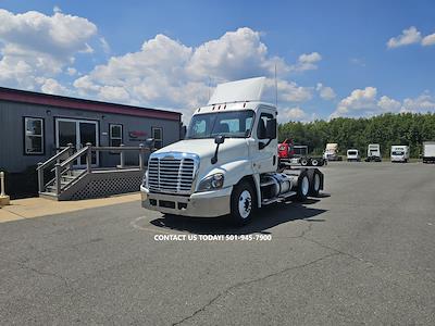 Used 2019 Freightliner Cascadia Detroit Diesel DD15 Semi Truck for sale #803941 - photo 1