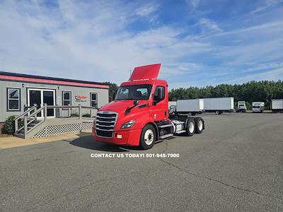 Used 2019 Freightliner Cascadia Detroit DD13 Semi Truck for sale #807466 - photo 1