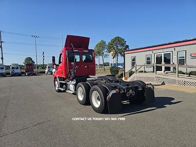 Used 2019 Freightliner Cascadia Detroit DD13 Semi Truck for sale #807467 - photo 2