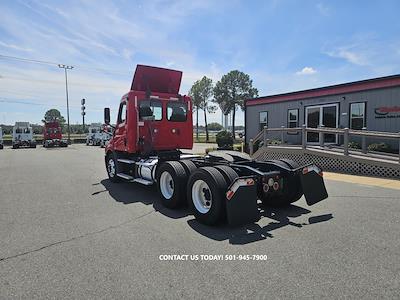 Used 2019 Freightliner Cascadia Detroit DD13 Semi Truck for sale #807469 - photo 2